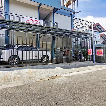 Oyo 90704 Nabila Residence Syariah Padang  Eksteriør billede